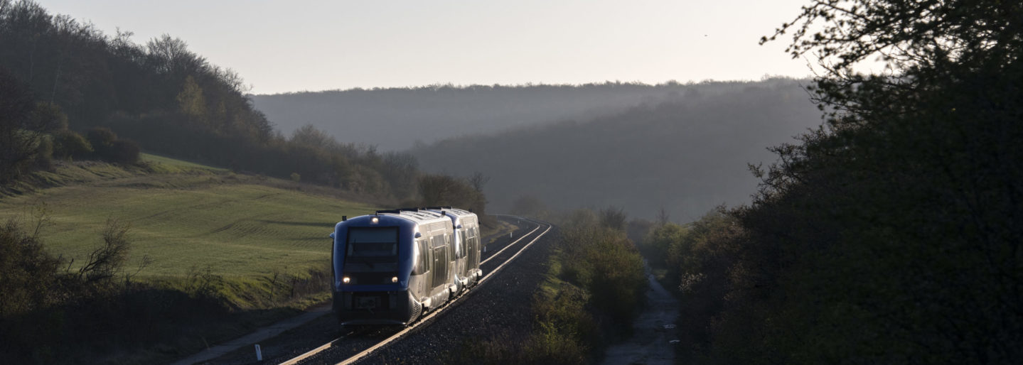 Au service des régions et des territoires pour la mobilité des voyageurs