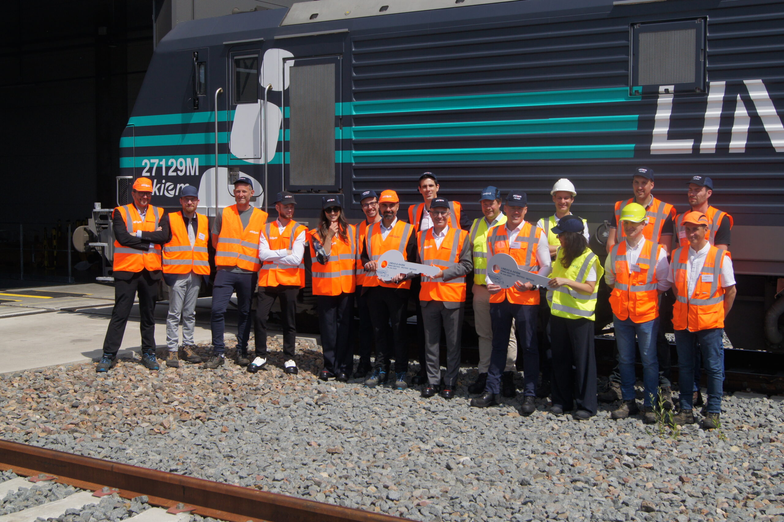 Akiem and Lineas Renew Their Partnership for a Four-Year Plan Akiem and Lineas Renew Their Partnership for a Four-Year Plan