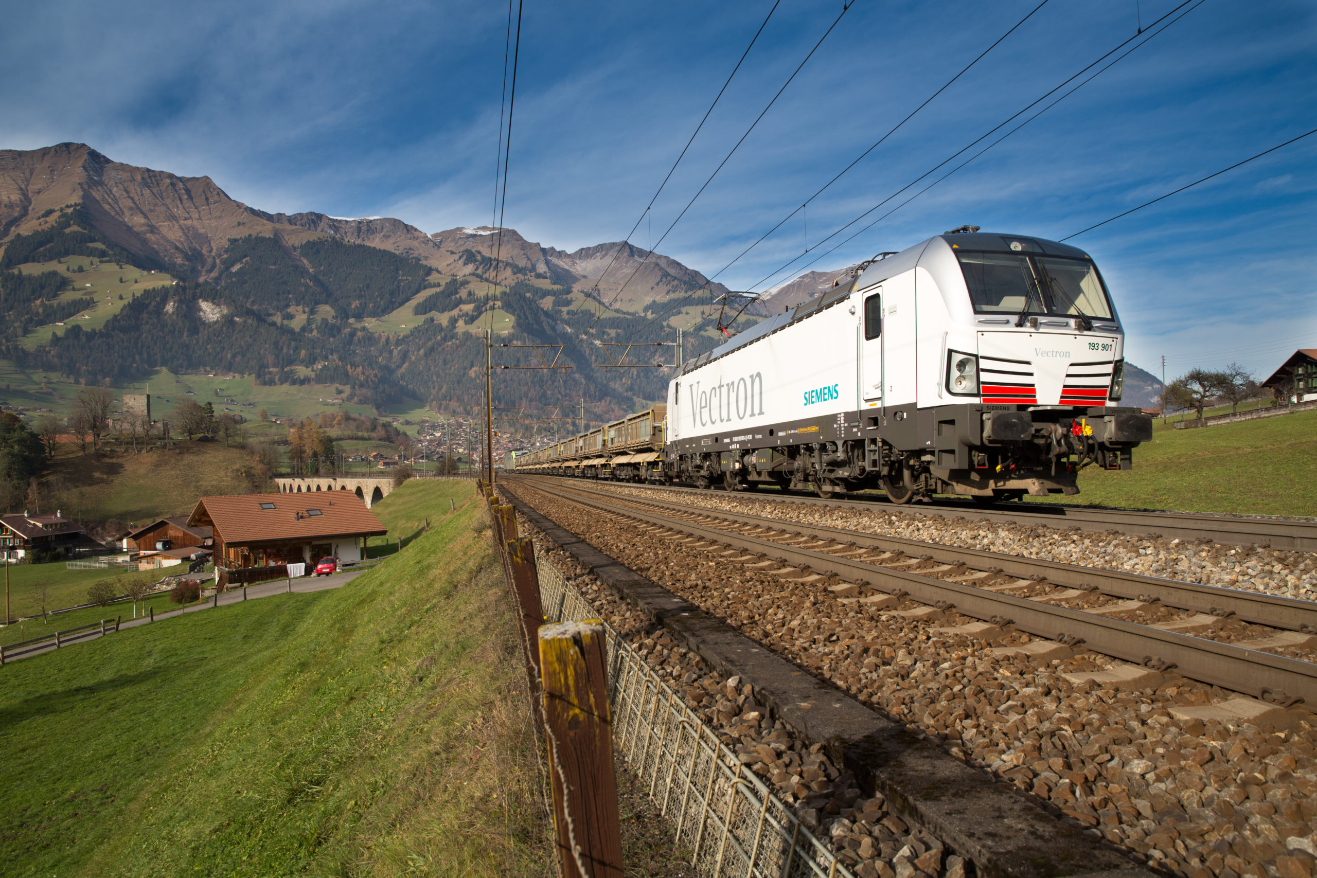 Akiem and Siemens Mobility sign a framework agreement for the supply of Vectron locomotives